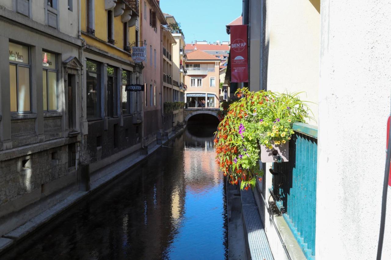 Le Coquet - Gare - Hyper Centre - Parking - Wifi - Netflix - Disney+ Annecy Kültér fotó